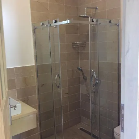 Hotel Goelkoey Suites Otel
